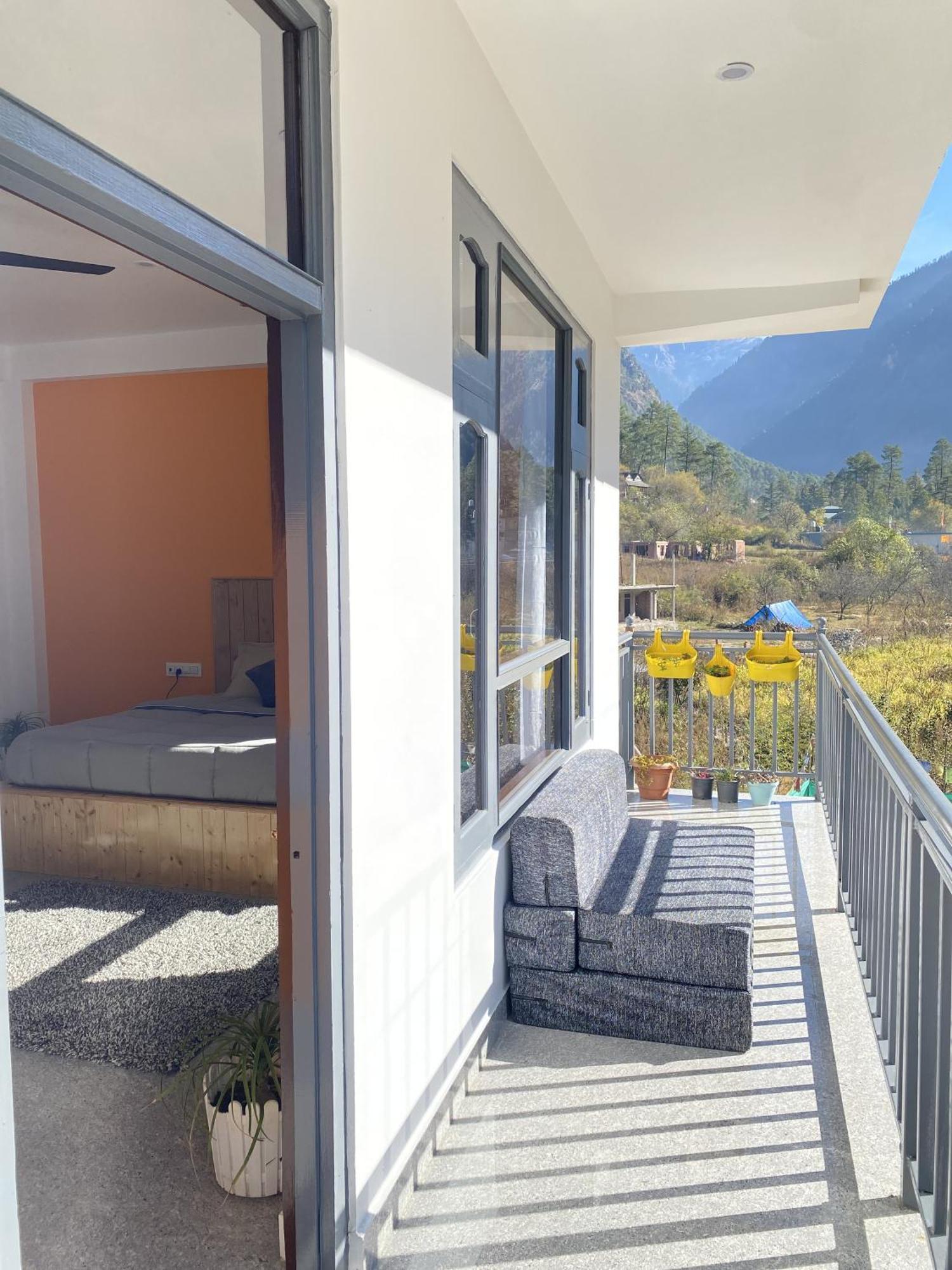 Himtrek Stays, Kasol Buitenkant foto
