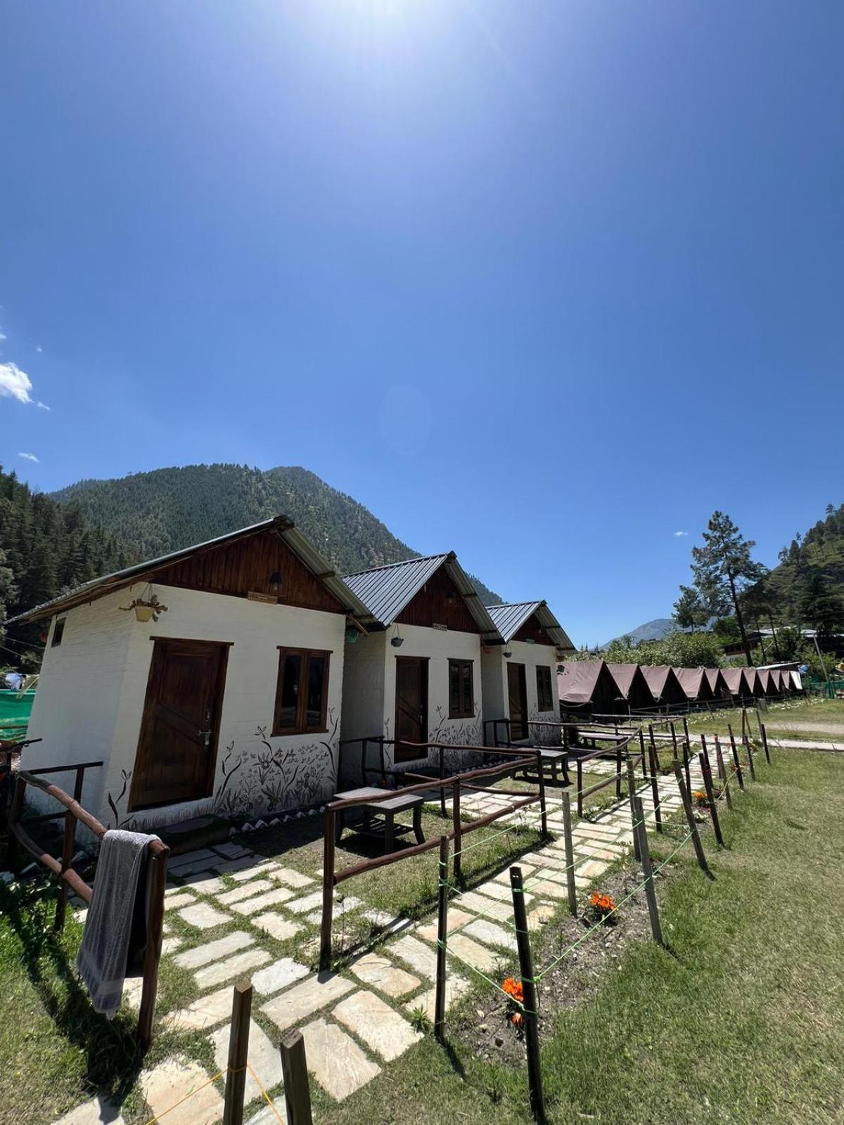Himtrek Stays, Kasol Buitenkant foto