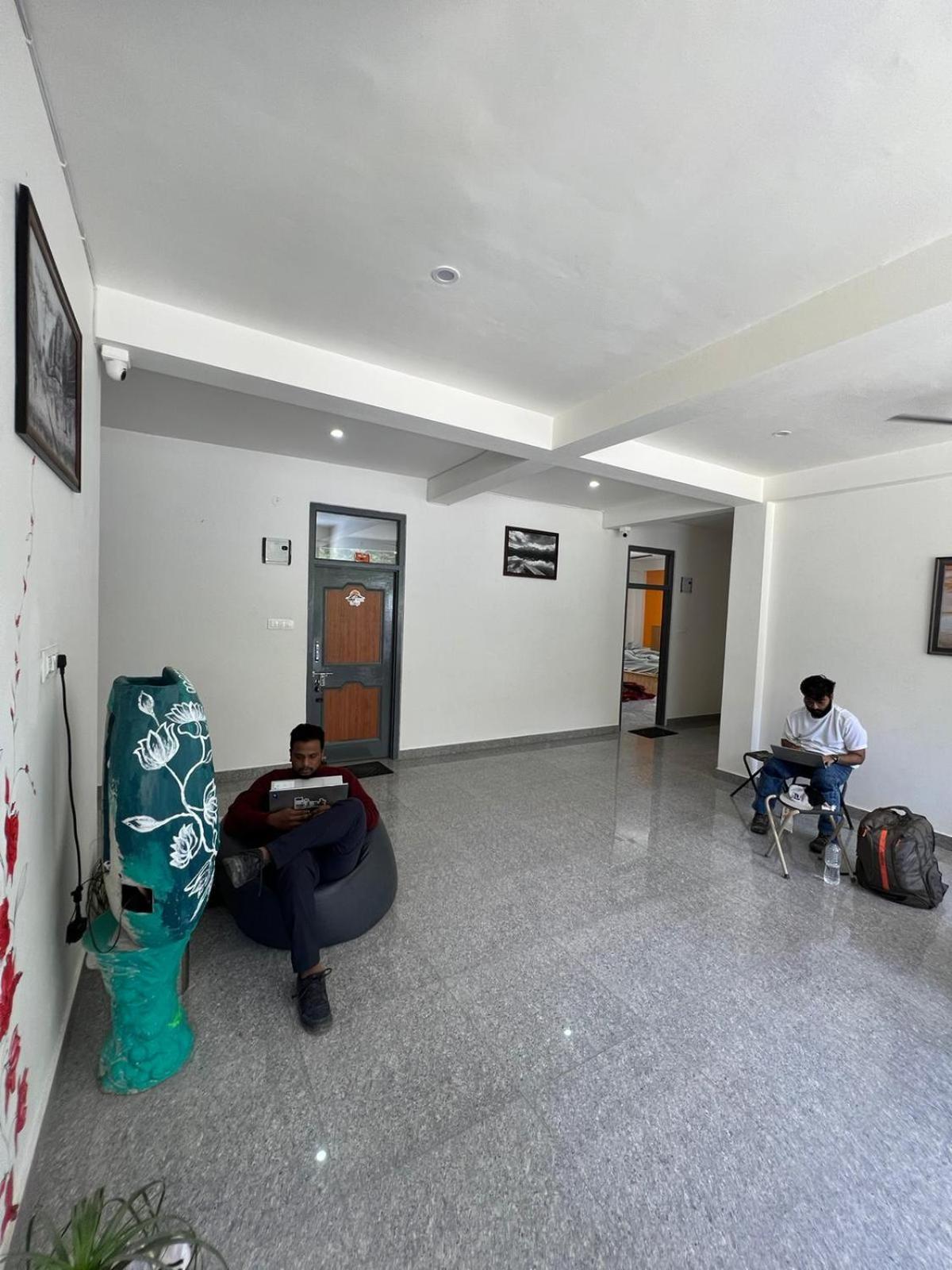 Himtrek Stays, Kasol Buitenkant foto