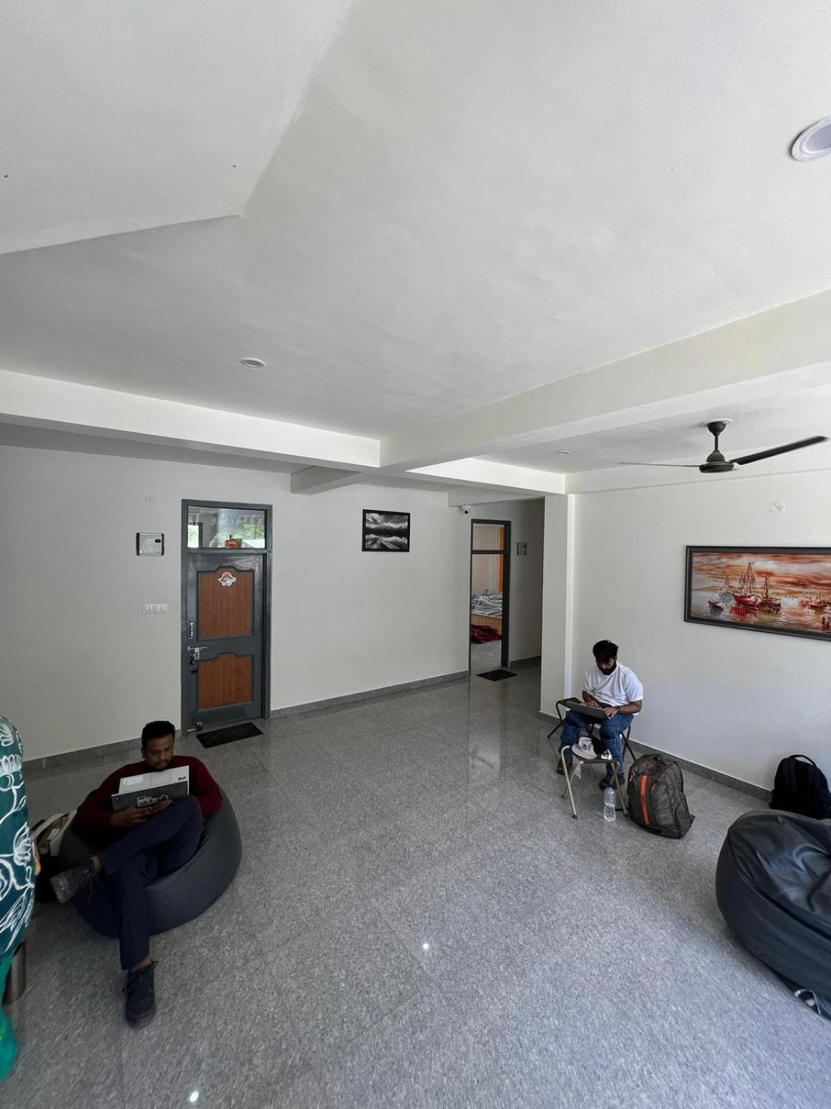 Himtrek Stays, Kasol Buitenkant foto