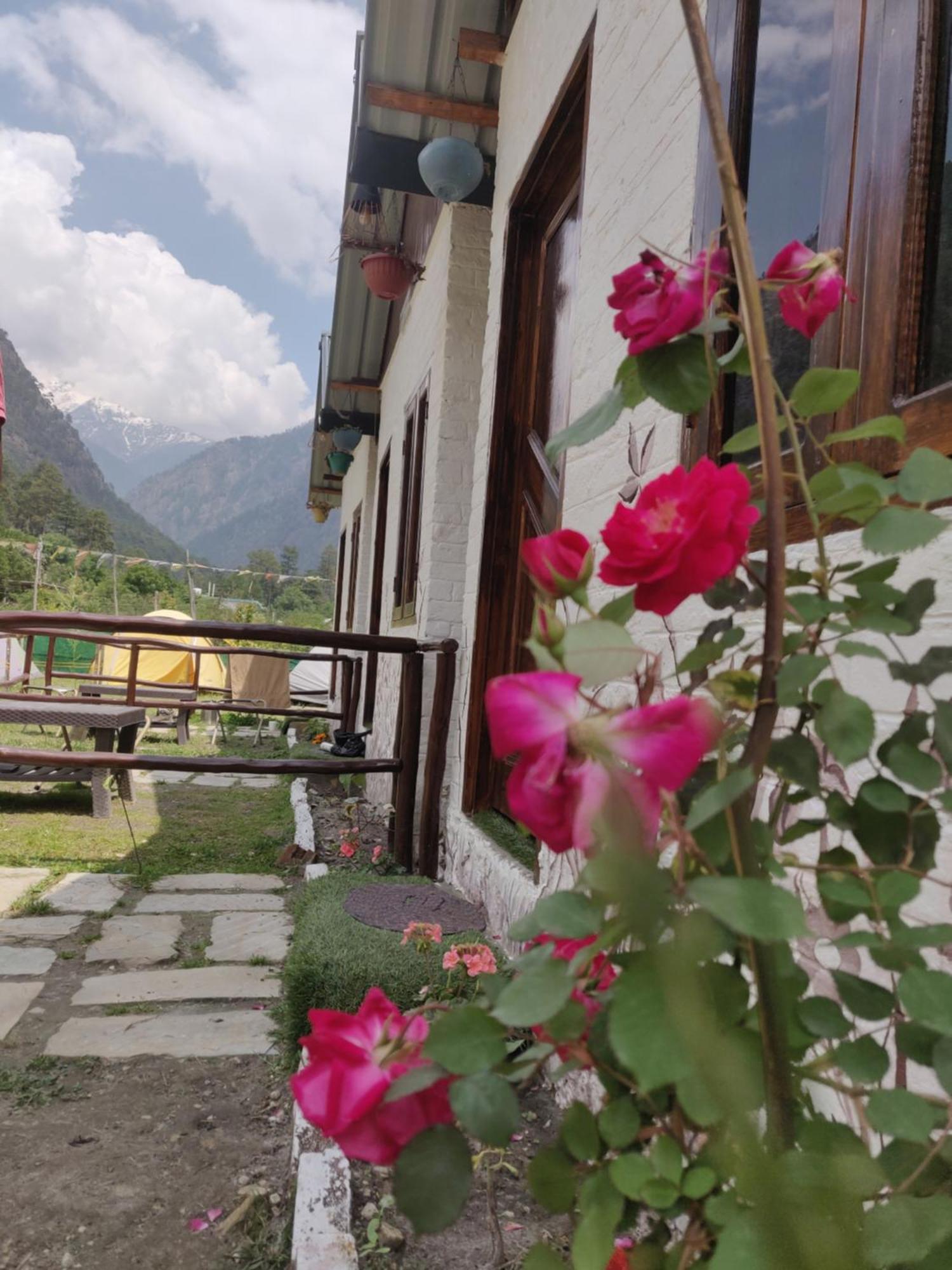 Himtrek Stays, Kasol Buitenkant foto