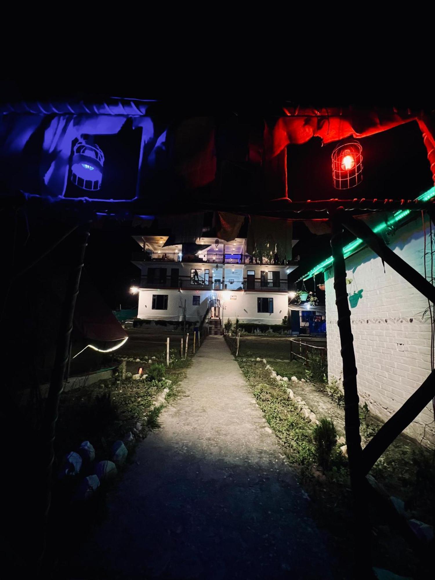 Himtrek Stays, Kasol Buitenkant foto
